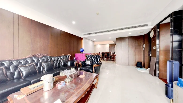 Yinzuo Linghai Grand Mansion - View 1