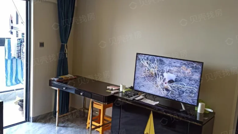 UniInternational Trade City - View 2