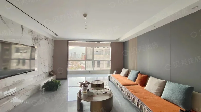 Zhicheng Maple Leaf International - View 1