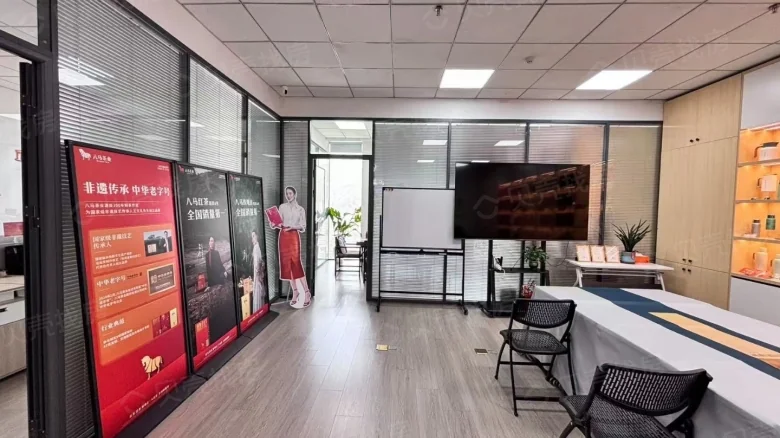 Lanzhou Center Office Building - View 2