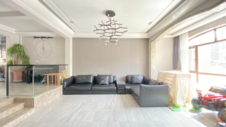 Poly Water Melody Long Beach Phase II - View 3