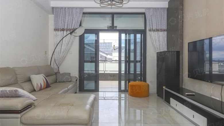 Dadonghai · Banshan No.1 - View 1