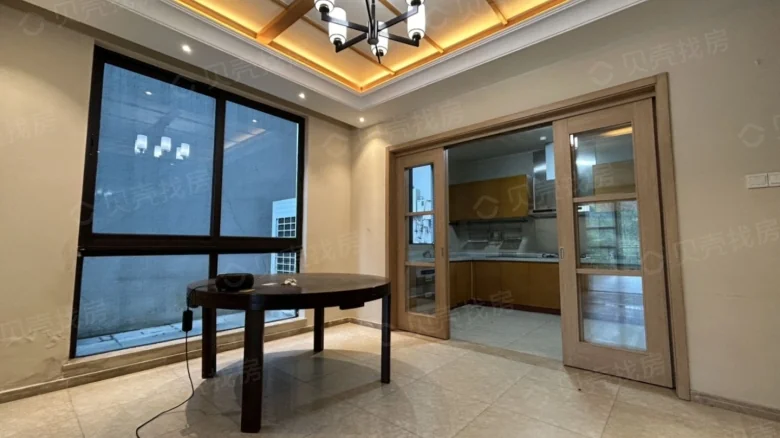 Wanke Tangyue Phase II 2B Yue Ming Courtyard - View 4