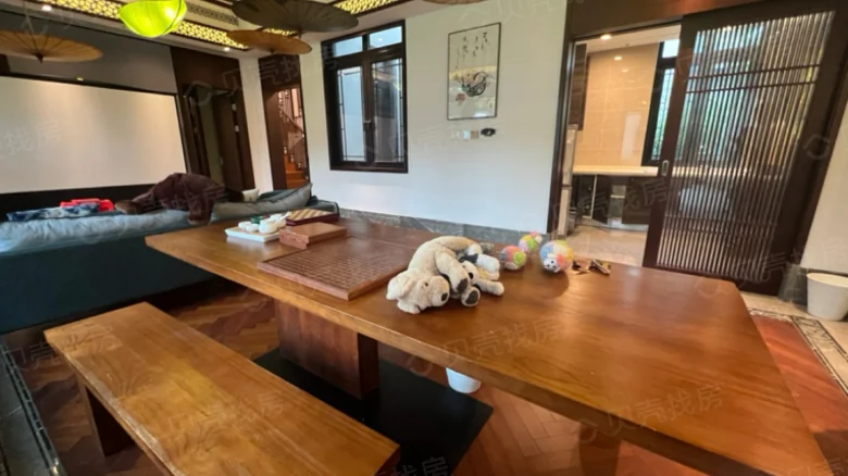 Blue Town Cloud Valley - View 1