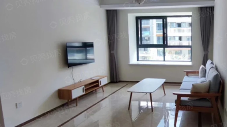 Amber Holiday Plaza - View 1