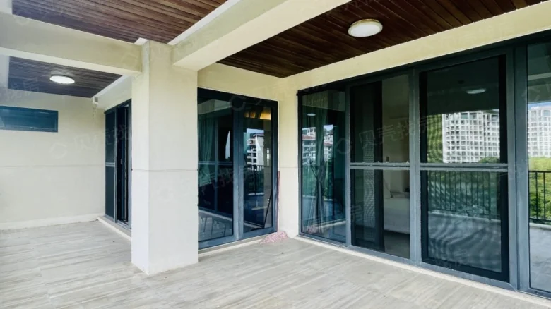 Half Mountain Peninsula Twin Bays Phase II - View 3