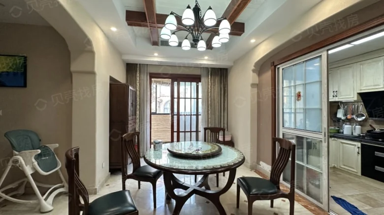 Peninsula Mansion - View 4