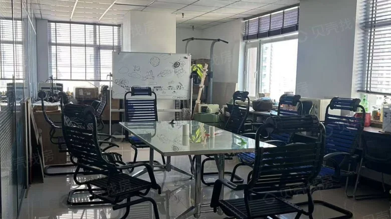 Huarongtai • Times COSMO - View 3