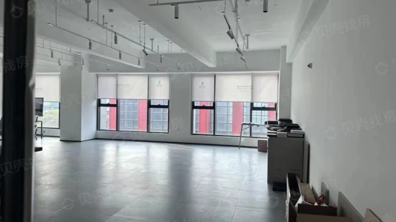 Zhongmao Tian Di - View 1