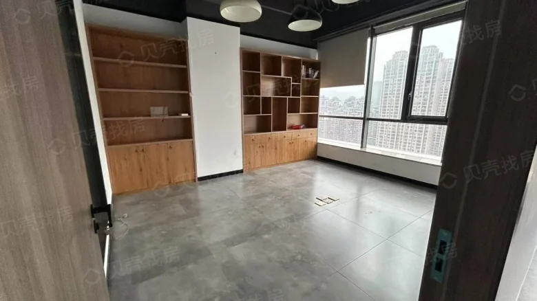 Wanda Office Building - View 1