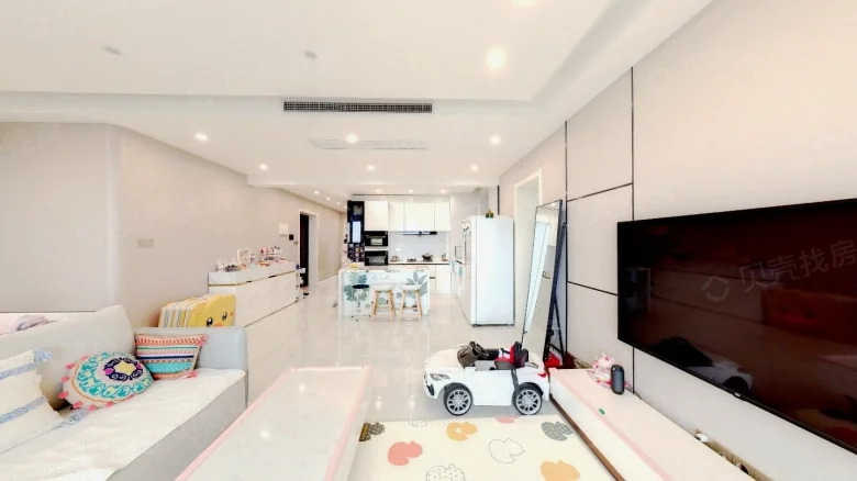 Donggang Swan Bay - View 1