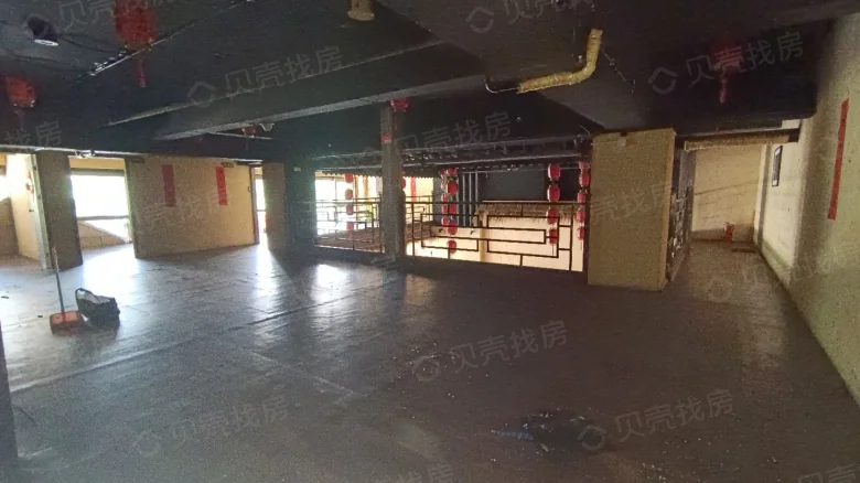 Silverland Oasis - View 3