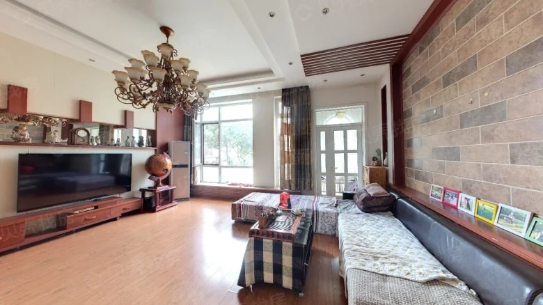 Zhonghai Rhine Eastern Mansion - View 2