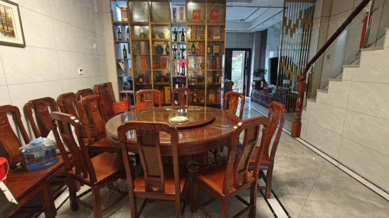 JinDi QianHai Shan - View 1