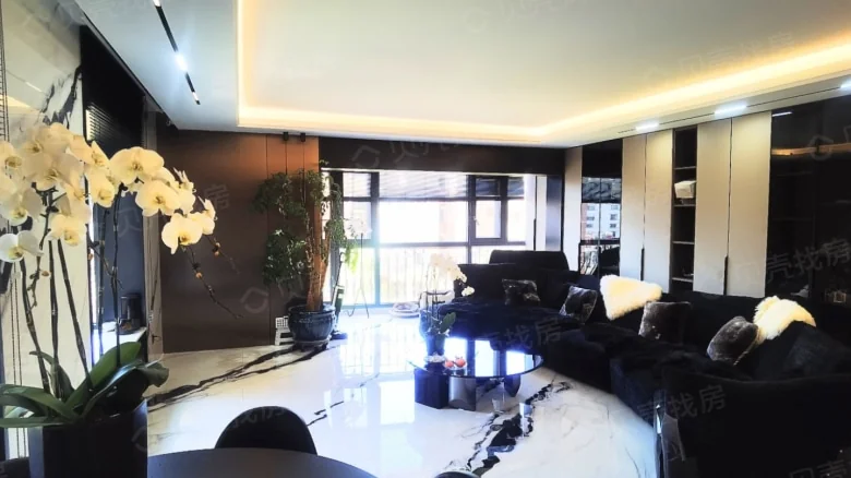 Jade Bright Garden - View 4