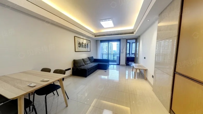 Central Bay Amber Bay - View 5