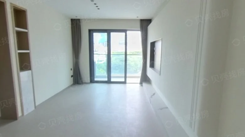 Oceanside Magnificent Residence HallFilterWhere The translation provided is a general interpretation aiming to convey the essence of - View 1