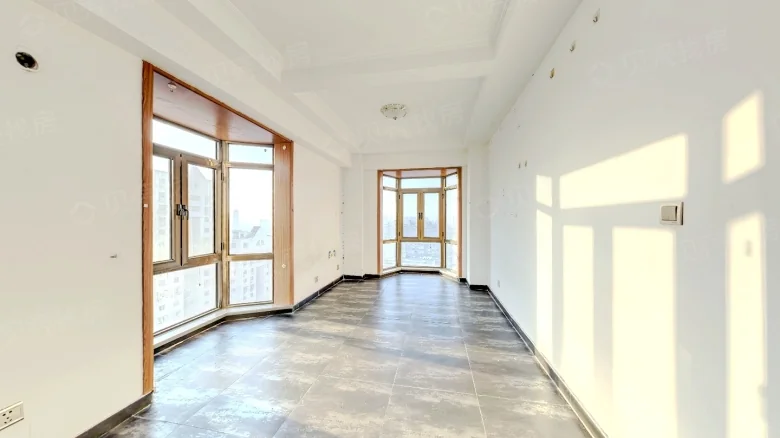 Yuyang Apartments - View 1