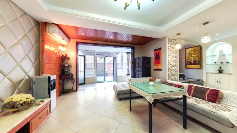 Golden Land Fu Rong Shih Jia - View 1