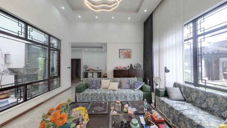 Nine Mile Orchid Pavilion - View 2