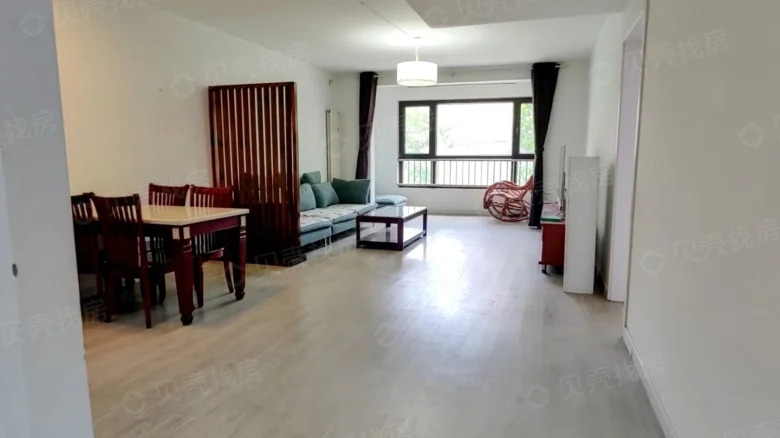 Jinyu Mansion - View 1