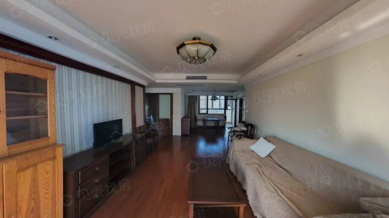 Erect House Fragrant Continent - View 3