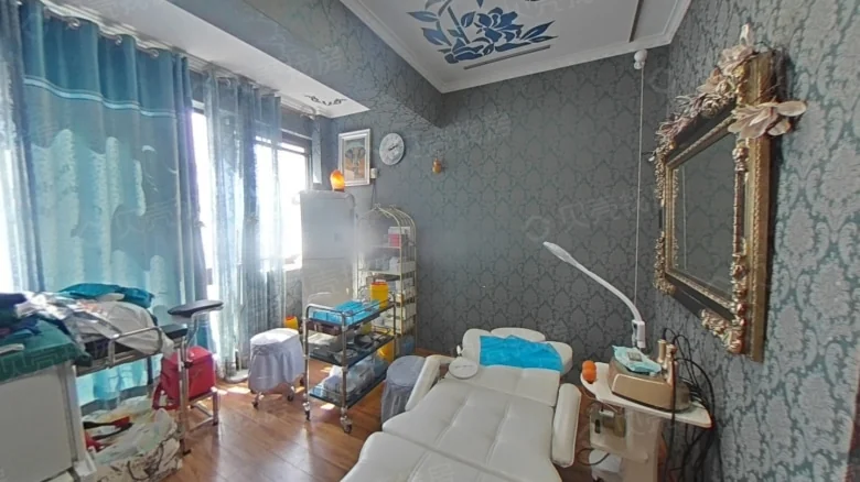 Fifteen Grand Avenue - View 1