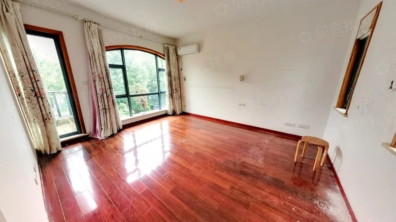 Zhonghai Donghu View Mansion - View 3