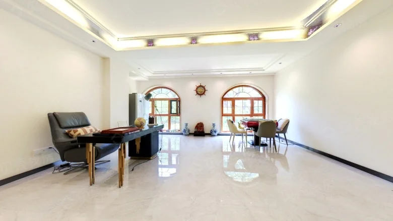 Zhonggeng Xianghai Yipin - View 1