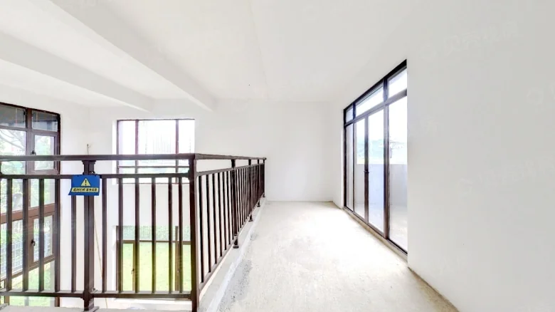Luhu Shuanglong Original Residence - View 1