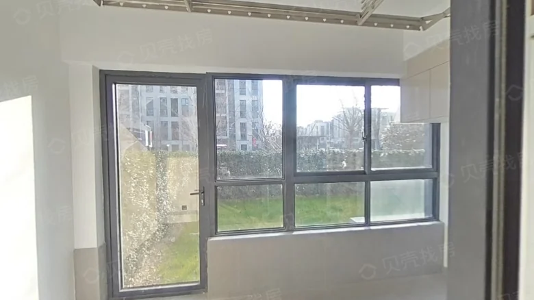 Renaissance River Bay Century Creek Garden - View 4