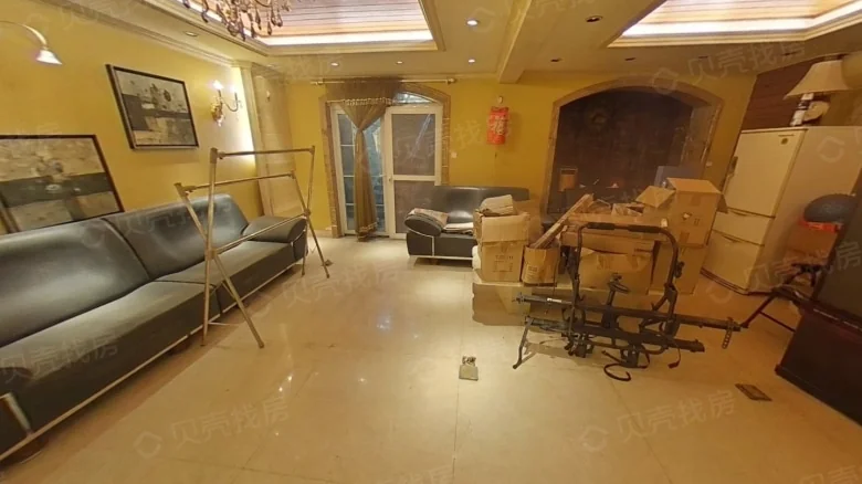 Lintree Retreat Villa - View 4