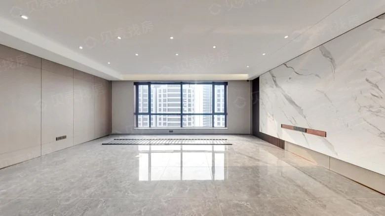 Poly Development Tianyue碧桂園天悅花园 would be translated differently based on the specific project name and developer. For - View 3