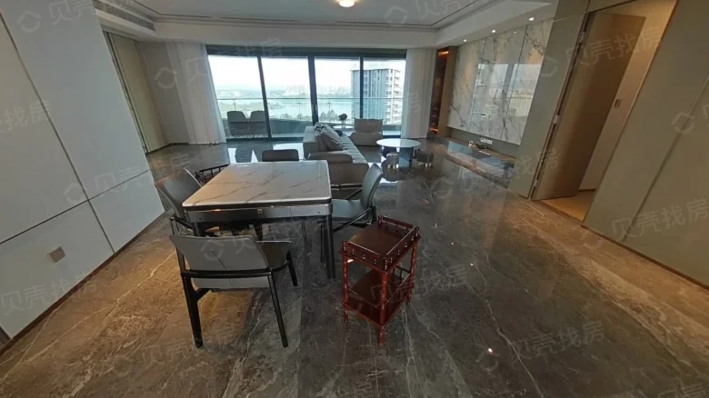 Longxi Lake Platinum Jade Pavilion - View 1