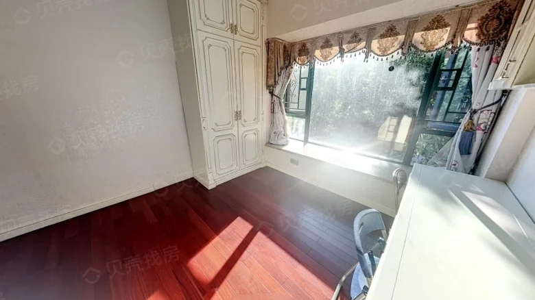 Evergrande Lüzhou Garden Villa - View 1