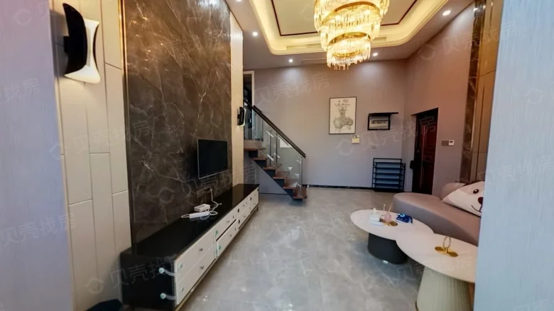 Golden Maple Garden - View 3