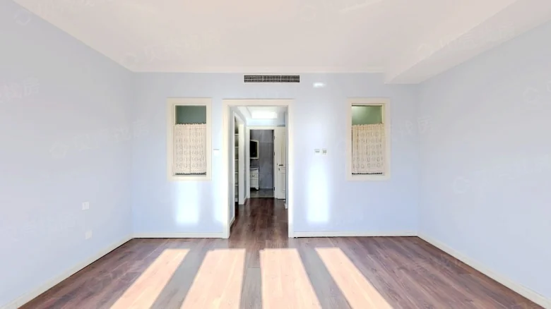 Long Lake Double Jade Original Residence - View 1