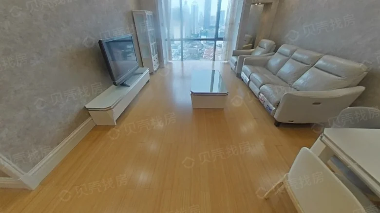 New Land International Apartment - View 1