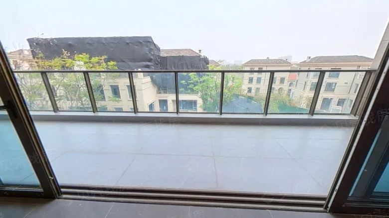 Royal Bay No. 8 - View 4