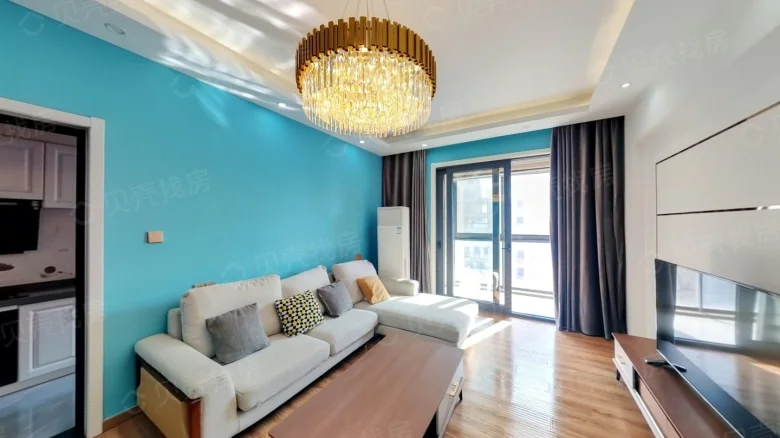 Roadside Lane Lake Villa - View 1