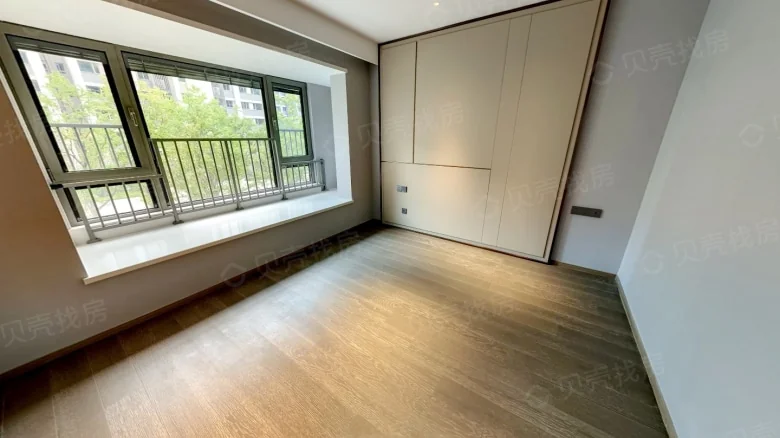 Riviera Lake City Renaissance - View 1