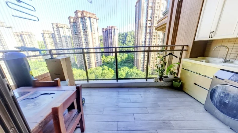 Elegant Residence Le Fu Spring Mountain Home - View 4