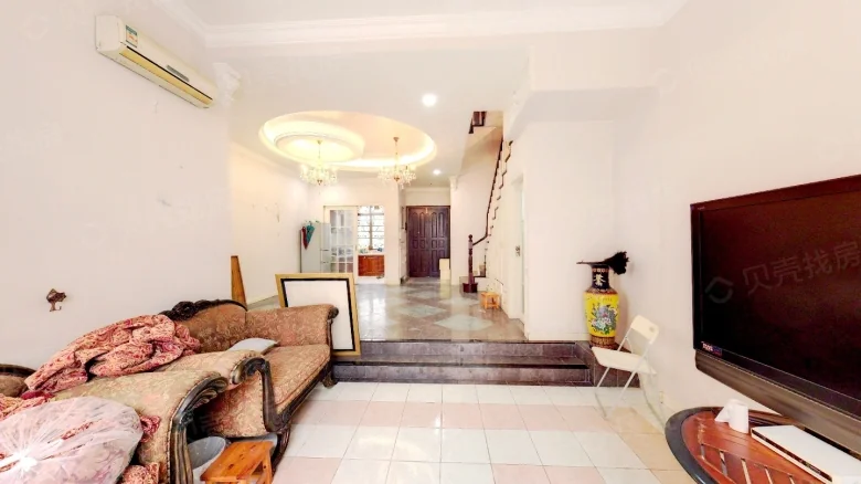 SilkandRibbon Silver Bay - View 4