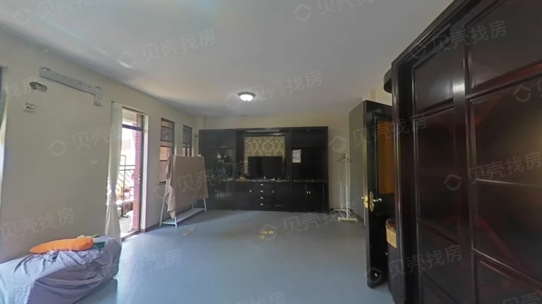 Rising Splendor Central Palace Garden - View 1