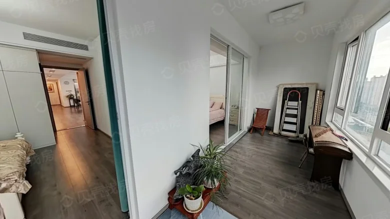 Landmark Pegasus Court - View 5