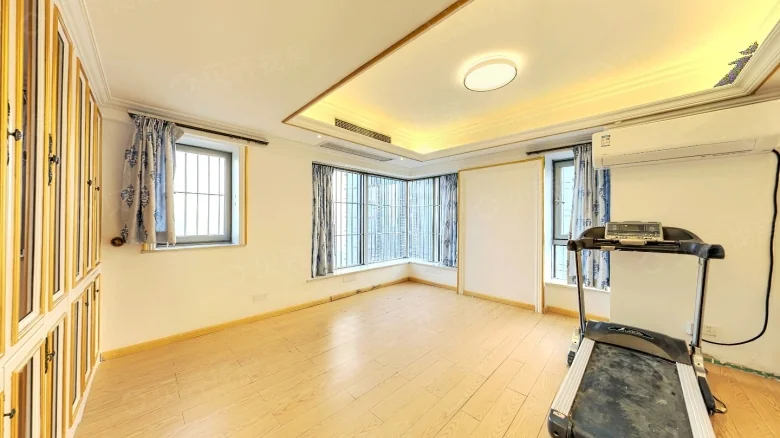 Riyueguang Jiefangbei No. 1 - View 2