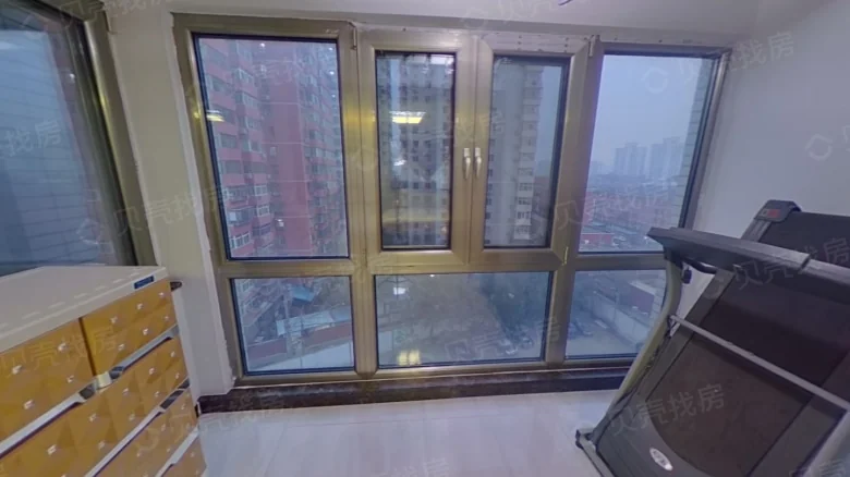 Nanyi Tower - View 3