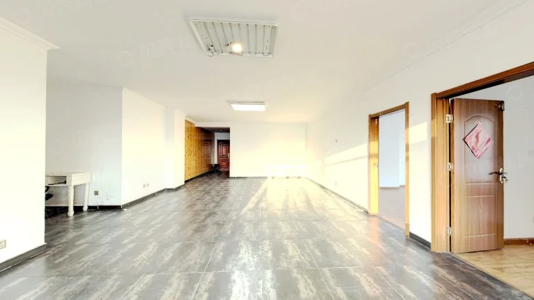 Yuyang Apartments - View 3