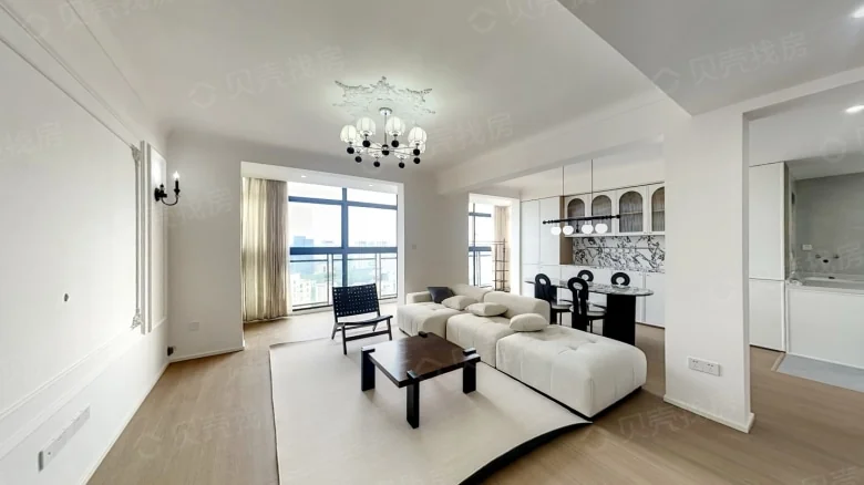 Innovative Elegance Mansion - View 1