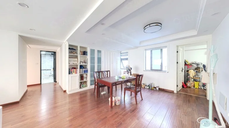 Recruitment Splendor Mansion - View 2